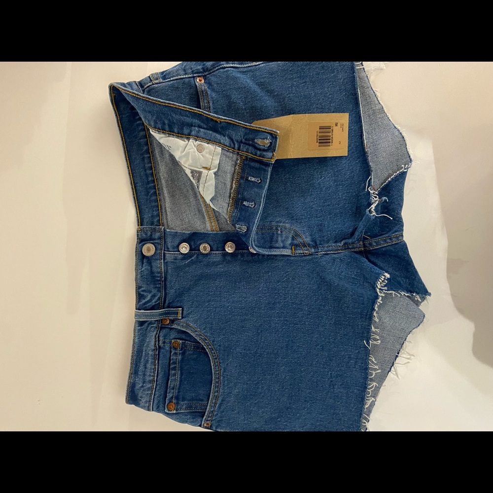 Levi’s high rise denim shorts. Size 32. - Picture 2 of 5